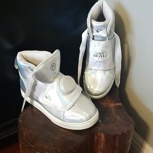 Shoe Beatz Speaker Tennis Shoe Hightops